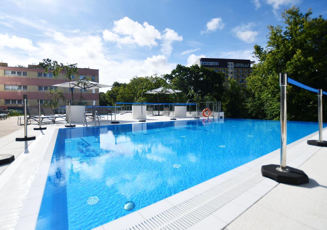 Apartamenty Navigator- Nadmorskie Tarasy Port Kolobrzeg Exterior photo